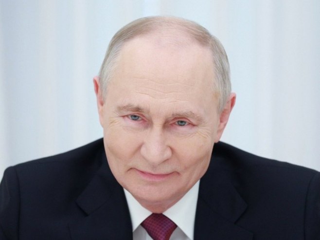 Putin predvodi rusku delegaciju na samitu APEK-a u Kini Putin predvodi rusku delegaciju na samitu APEK-a u Kini