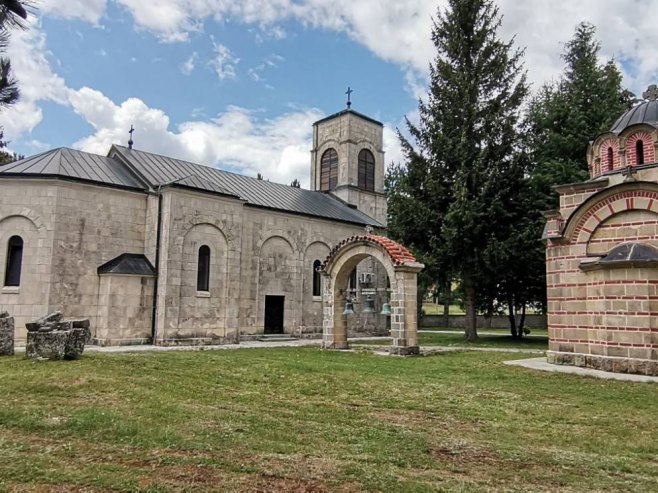 U manastiru Veselinje proslavljen praznik Svetih mučenika i sveštenomučenika glamočkih