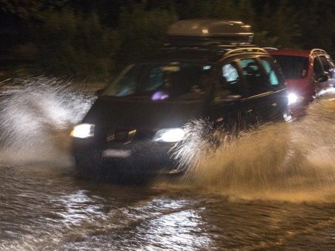 Dijelove Sjeverne Makedonije pogodio uragan, brzina vjetra 134 kilometra na čas