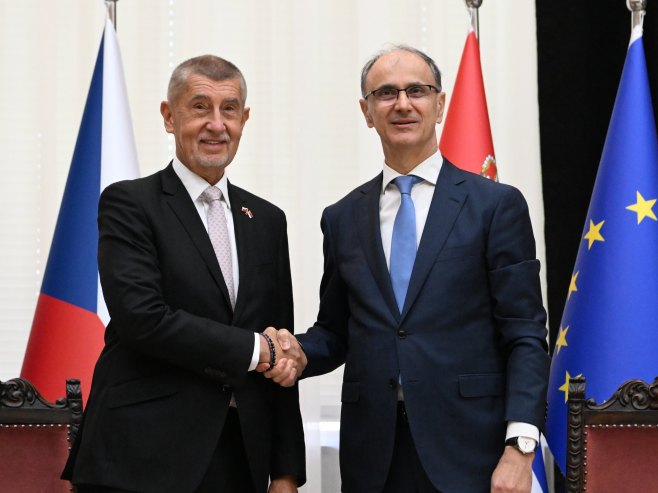 Premijer Češke Andrej Babiš u posjeti Beogradu, Macut ga dočekao ispred Palate Srbija