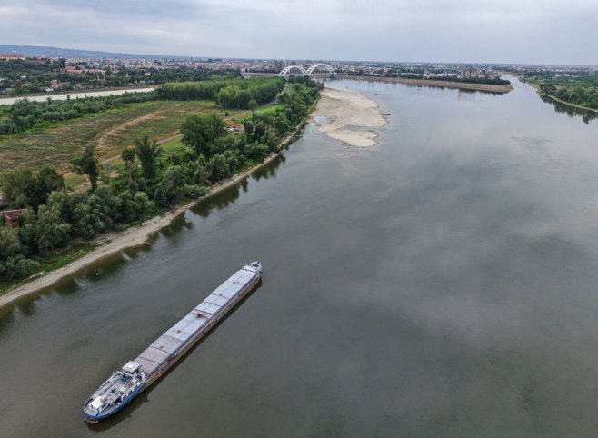 Dunav na istorijskom minimumu - U Hrvatskoj izronio brod, koji je potonuo prije 90 godina