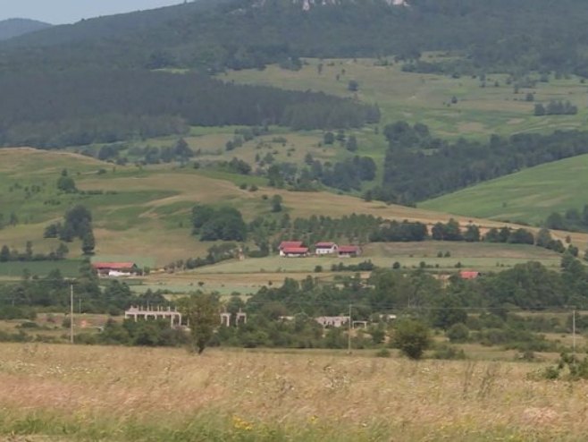Kada će biti riješen problem sa vodosnabdijevanjem tokom ljeta u Krnjeuši kod Bosanskog Petrovca? (VIDEO)