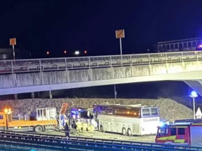 Saobraćajna nesreća Saobraćajna nesreća - Foto: Screenshot