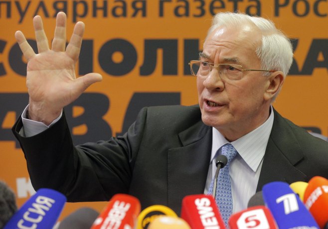 Azarov: Pojačavanje kursa ka nacifikaciji Ukrajine prošlo nezapaženo u Evropi