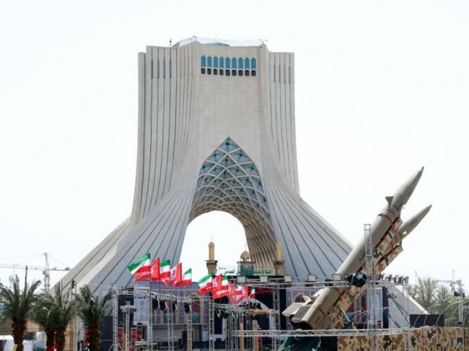 Teheran prekinuo operacije kao odgovor na američku obustavu napada
