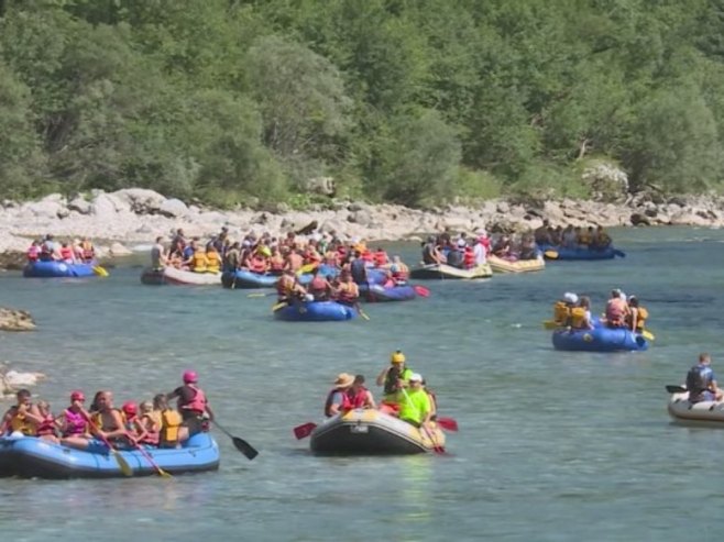 Rijeke širom Srpske ovog vikenda postale mjesto druženja, rekreacije i dobre zabave (VIDEO)