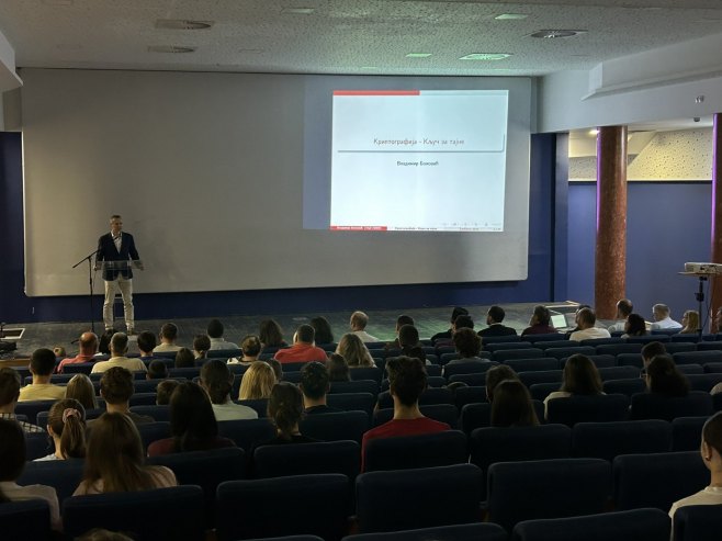 U Trebinju počeo prvi matematički kamp
