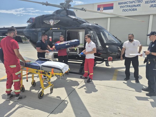 Uspješno izvršen vazdušni medicinski transport novorođenčeta iz Mostara u Beograd (FOTO)