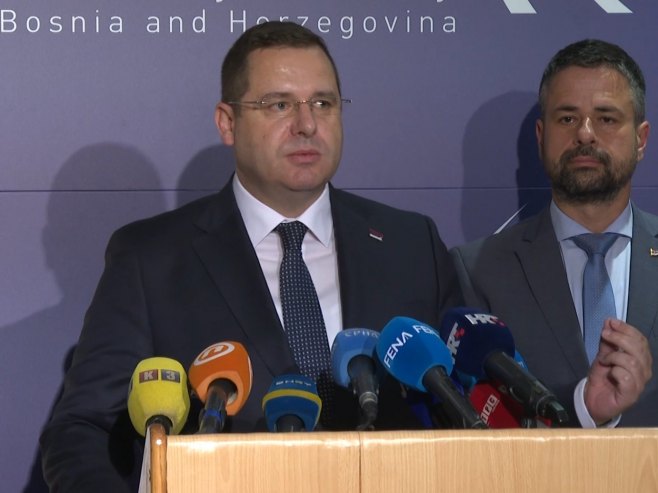 Kovačević: Najveći dio budžeta institucija BiH da se izdvoji za uvećanje plata zaposlenih (VIDEO)