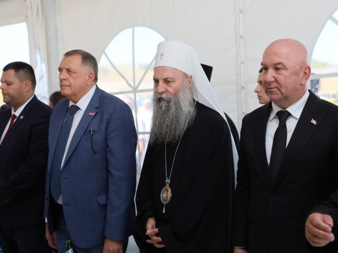Dodik prisustvovao liturgiji povodom 150 godina od bitke na Vučijem dolu (FOTO)