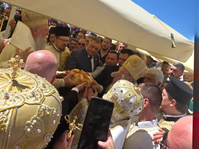 Dodik: Sloboda - sveta riječ srpskog naroda (FOTO)