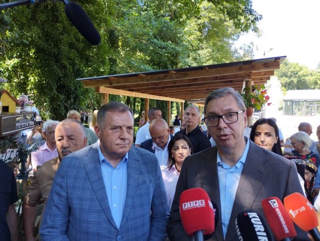 Vučić: Sve što tražimo jeste da se srpski narod poštuje i naziva Srbima