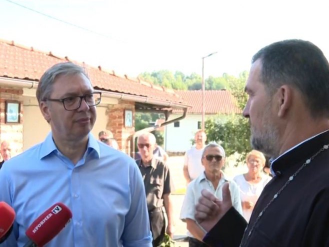 Vučić u posjeti Hramu Rođenja Presvete Bogorodice u Bugojnu (VIDEO)