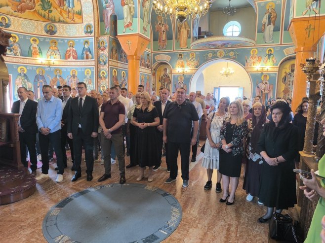 U Vojkovićima liturgija i parastos za poginule borce, prisustvuje Cvijanovićeva (FOTO)