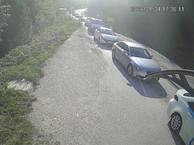 Gužve na prelazima Izačić, Velika Kladuša, Zupci, Deleuša i Hum