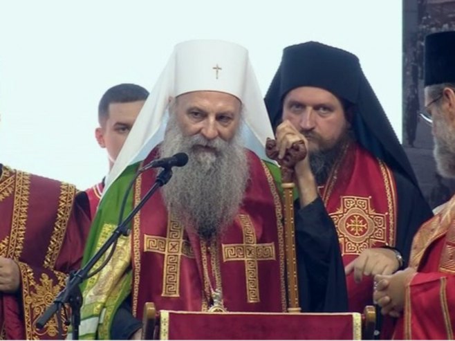Patrijarh Porfirije: Istina uvijek ostaje istina, a naša obaveza da pred Bogom pamtimo naše mučenike (VIDEO)