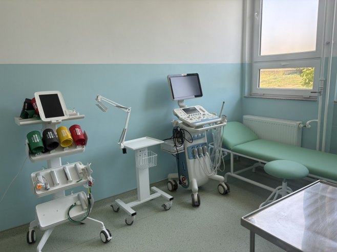 Otvorene rekonstruisane prostorije Službe hitne pomoći u Derventi (FOTO)