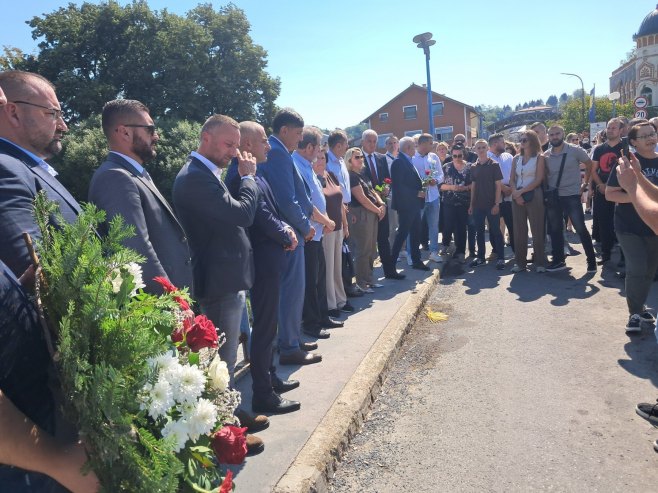 Novi Grad: 31 godina od egzodusa i stradanja Srba u zločinačkoj akciji "Oluja" (FOTO)