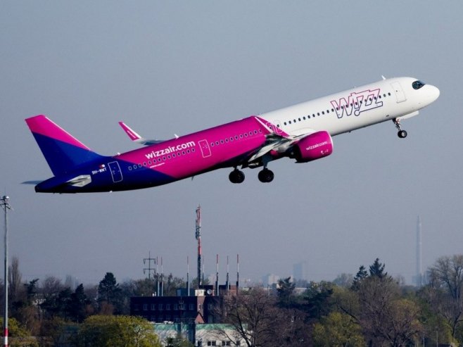 Avio-kompanija Viz er prijavila kvartalni gubitak od 198 miliona evra zbog skupog goriva