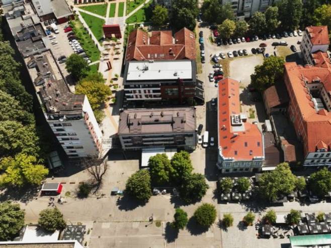 Šta su prioriteti Banjaluke - "šminkanje" centra grada ili rješavanje vodosnabdijevanja i deponije smeća?