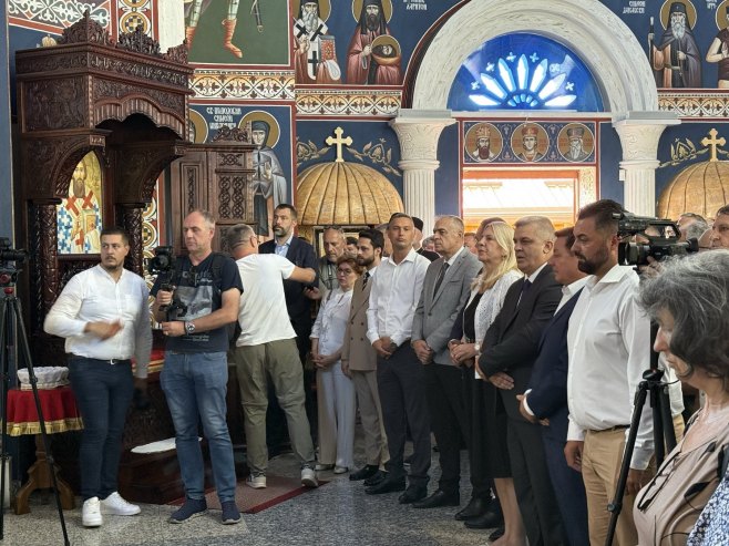 Teslić-liturgija Teslić-liturgija - Foto: RTRS