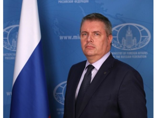 Pilipson: Crna Gora nanosi dodatnu štetu svojoj krhkoj ekonomiji u ime evrointegracija