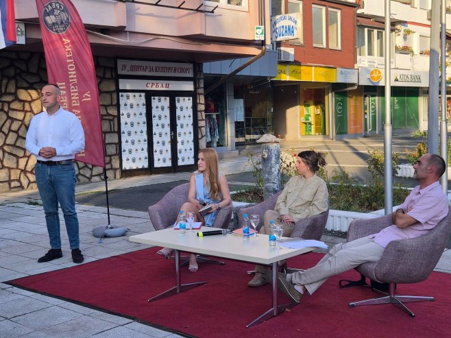 U Srpcu otvorena manifestacija "Veče vina i poezije"
