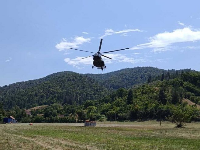 Gašenje požara (Foto: TANJUG/ MINISTARSTVO ODBRANE I VOJSKA SRBIJE/ bg) Gašenje požara (Foto: TANJUG/ MINISTARSTVO ODBRANE I VOJSKA SRBIJE/ bg) -