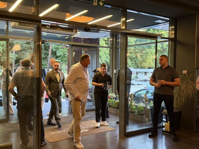 Dodik: Rukometni turnir u Doboju - od male lokalne smotre do najkvalitetnijih rukomentih nadmetanja