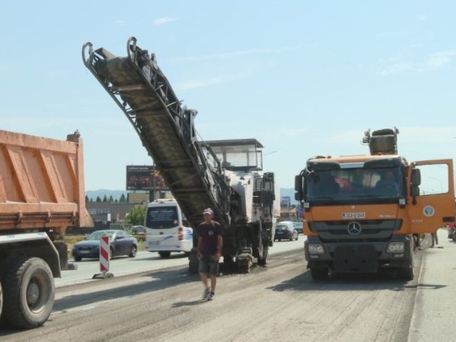 Rekonstrukcija puta Rekonstrukcija puta - Foto: RTRS
