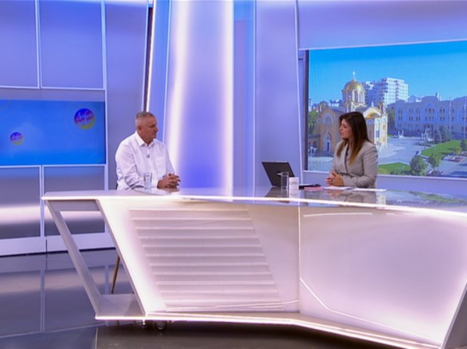 Višković: Izgrađeni auto-putevi su preduslov razvoja i zato radimo ubrzanim tempom (VIDEO)