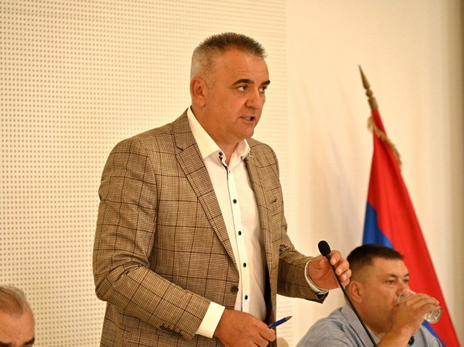 Minić najavio rješenje za višedecenijski problem vodosnabdijevanja za šest mjesnih zajednica u Bijeljini (VIDEO)