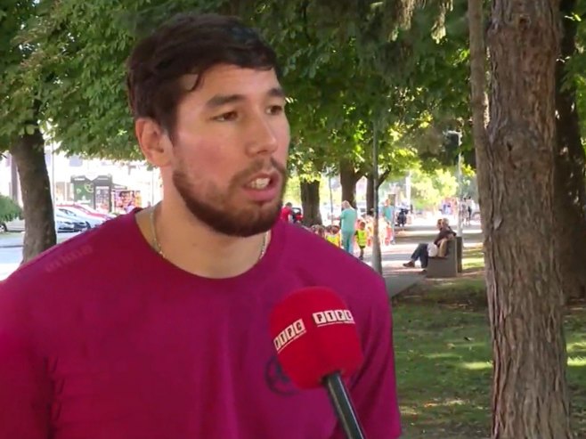 Dani Dušebajev za RTRS: Otac mi je najveća podrška (VIDEO)