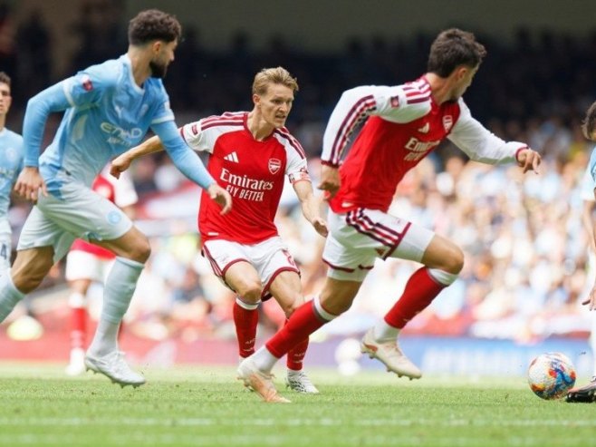 Arsenal-Mančester Siti (Foto: EPA/DIMITRIS LEGAKIS) - 
