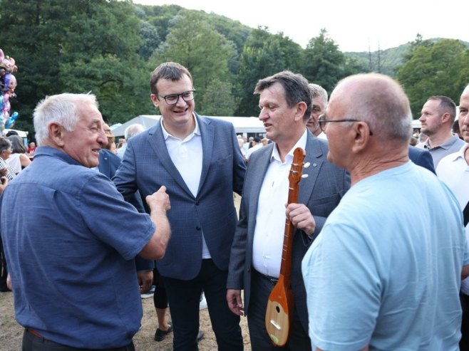 U Kozarskoj Dubici obilježeno 36 godina od osnivanja SDS - Foto: Ustupljena fotografija