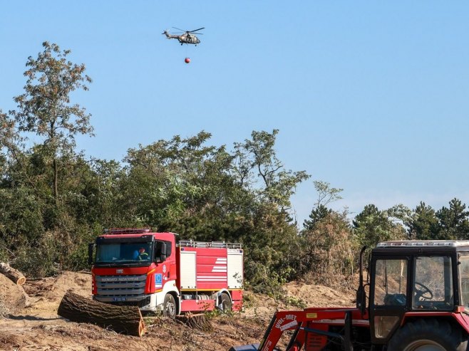 Više požara širom Srbije, ruski avion stigao u pomoć (FOTO/VIDEO)