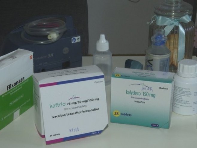 Kampanja "Srpska te voli" - Za 27 oboljelih od cistične fibroze Republika Srpska omogućila lijek Trikafta (VIDEO)