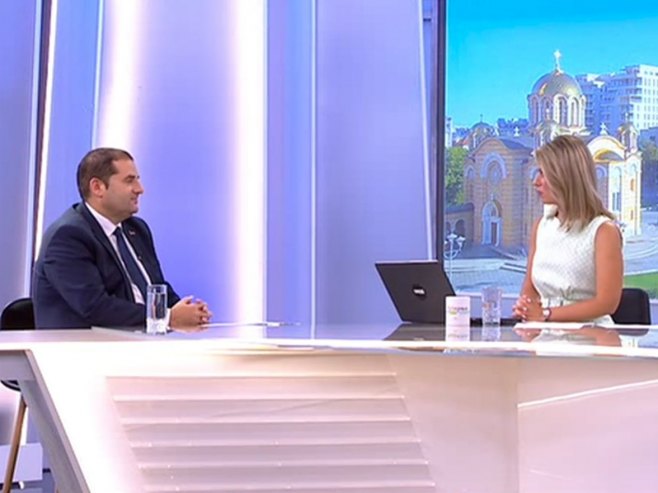 Stanković: Ulaganja u razvoj katastra - Projekat  donosi masovnu procjenu nepokretnosti i digitalni arhiv