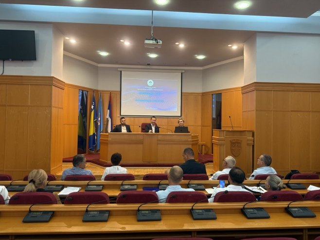 U Trebinju održan sastanak o unapređenju uslova poslovanja u slobodnim zonama