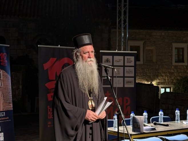 Mitropolit Јoanikije: Koliko god smo čuvali srpsku ćirilicu još više je ona čuvala nas