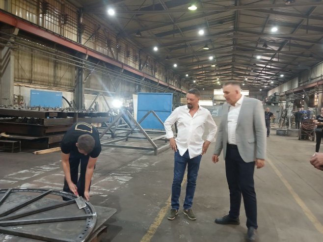 Minić posjetio preduzeće "Elvako MetPro" u Bijeljini (FOTO)
