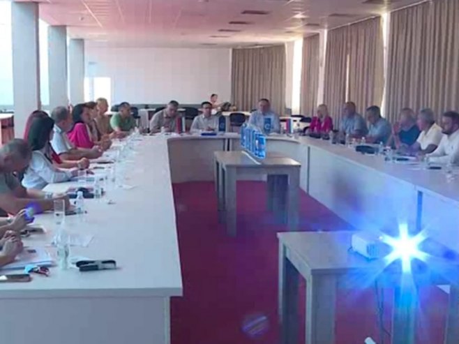 "Dostojanstvena plata za dostojanstven život" - projekat Saveza sindikata Srpske (VIDEO)