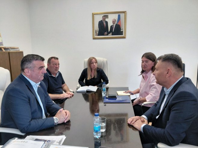 Vlasenici potrebno preduzeće koje bi zapošljavalo žene