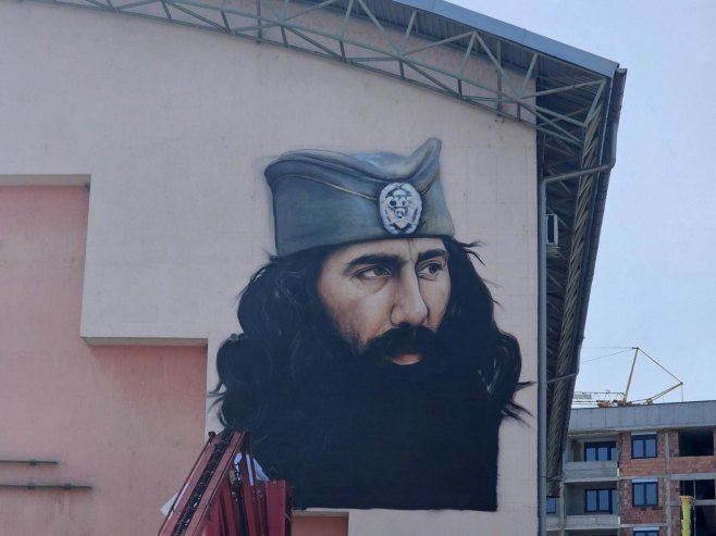 Oslikan mural vojvodi Slavku Aleksiću
