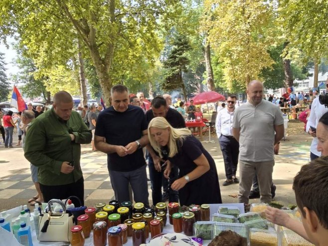 Minić i Cvijanovićeva na Gastro susretima u Brodu, učestvuje oko 100 izlagača