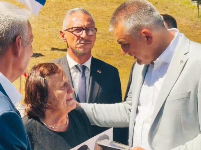 Minić sa majkom koja više od tri decenije traži nestalog sina (VIDEO)