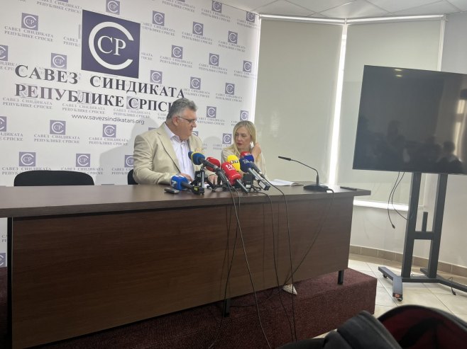 Prosvjetari uoči školske godine: Borba za bolji materijalni položaj se nastavlja