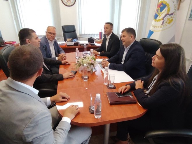 Bjelica sa delegacijom Ministarstva kulture Srbije - Foto: SRNA