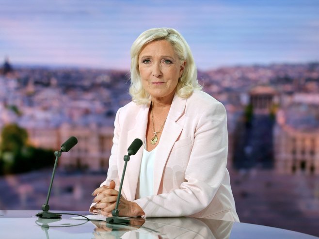 Le Pen: Migranti su kao vjetroelektrane