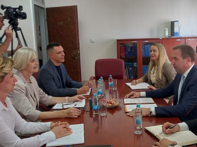 Selak: Radimo na boljim uslovima za tužioce i jačem udaru na korupciju